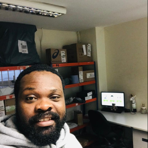 Ni33y C. profile photo