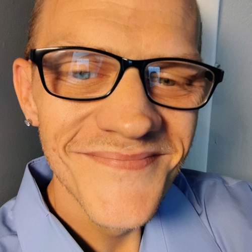 Robert n. profile photo