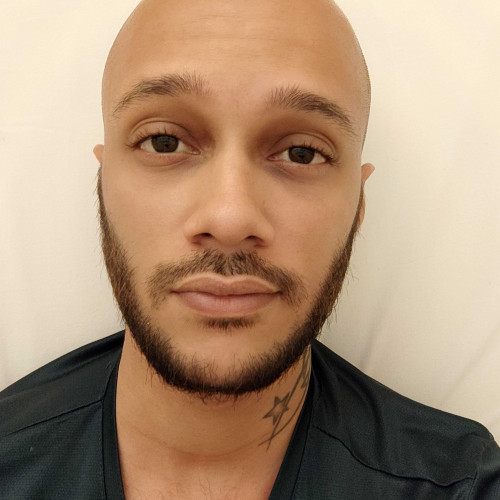 axel R. profile photo