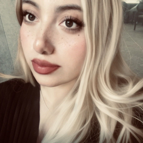 Coco V. profile photo