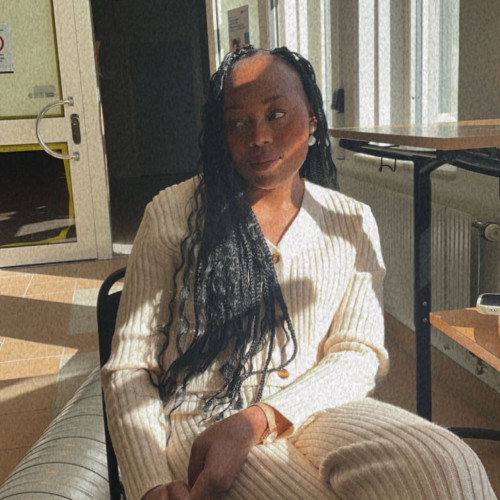 Myriam  L. profile photo