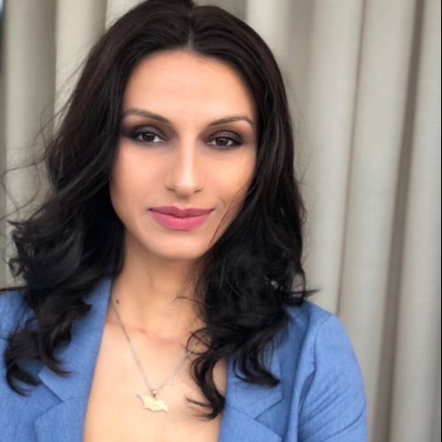 Maia D.