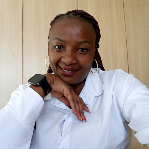 Loise W. profile photo