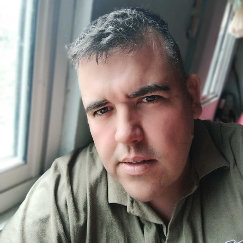 Adrian L. profile photo