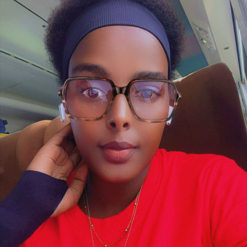 Ndina M. profile photo