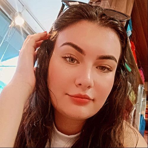 EVELYN V. profile photo