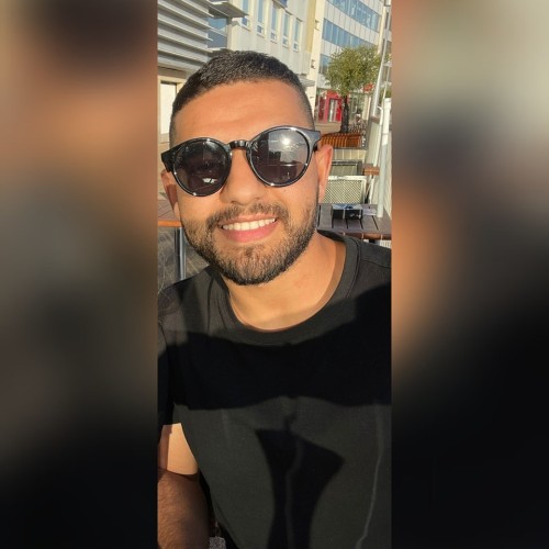 Omar R.