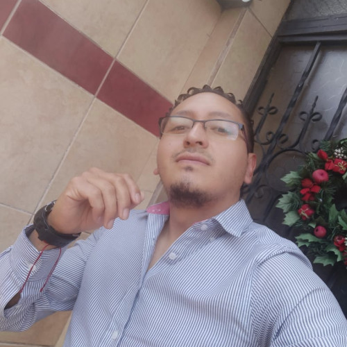 Luis  V. profile photo