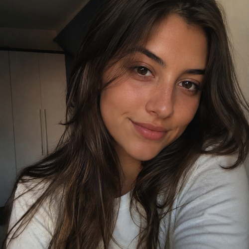 Maya l. profile photo