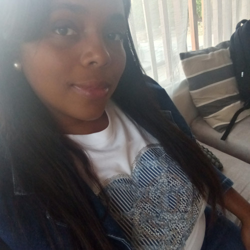 Aura M. profile photo