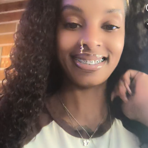 Bella B. profile photo