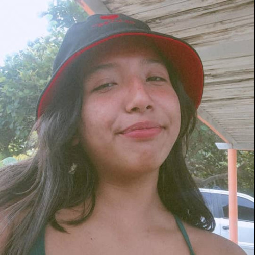 Nayrelis T.