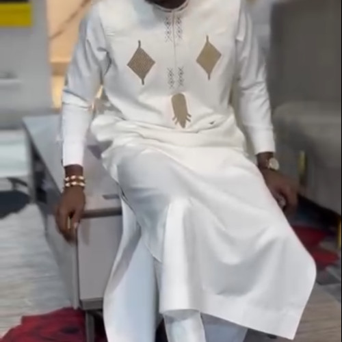 Ayobami  R. profile photo