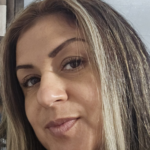 Esencia R. profile photo