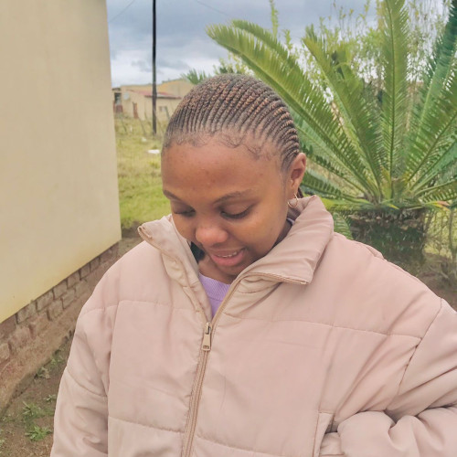 Lisakhanya  O. profile photo