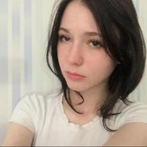 Vica F.