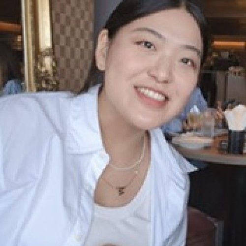 Miyu N.
