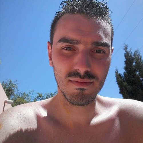 AMINE e.