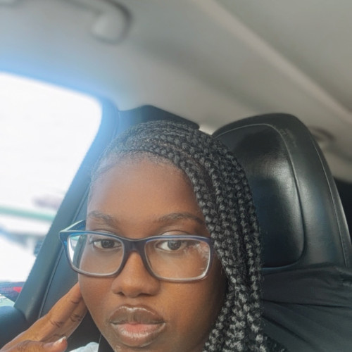 AeRiyiania  B. profile photo