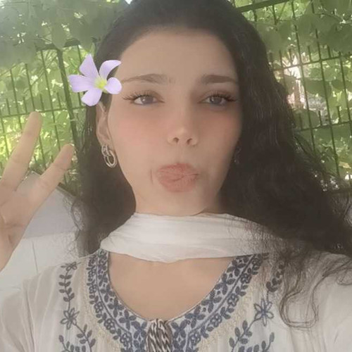 Azra K. profile photo
