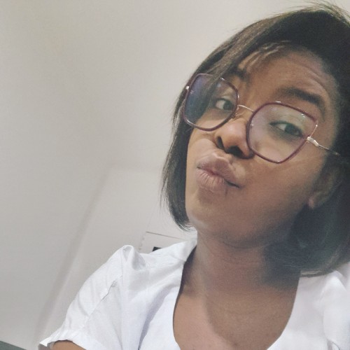 Leonor v. profile photo