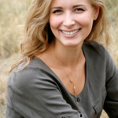 Maya F.