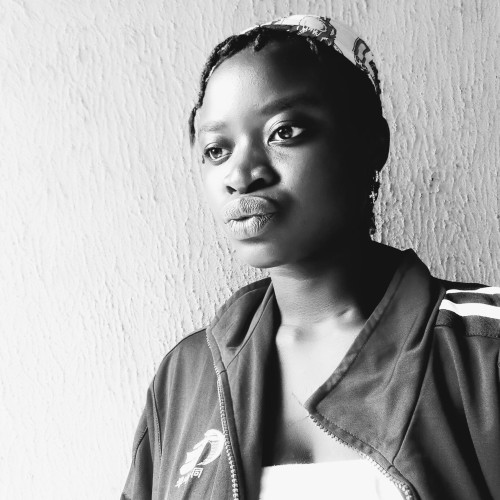 Ayoola  M.