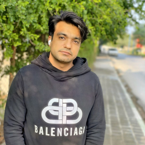 Ehsan N.