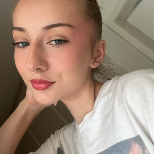 Eva H. profile photo