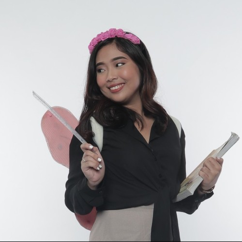 Mae Ellein M.