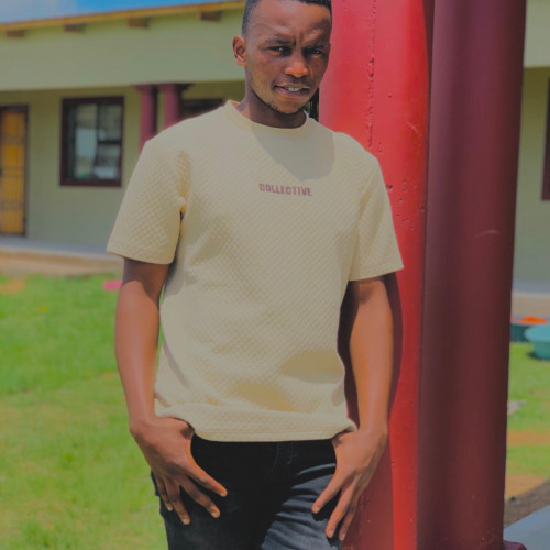 Mthunzi M. profile photo