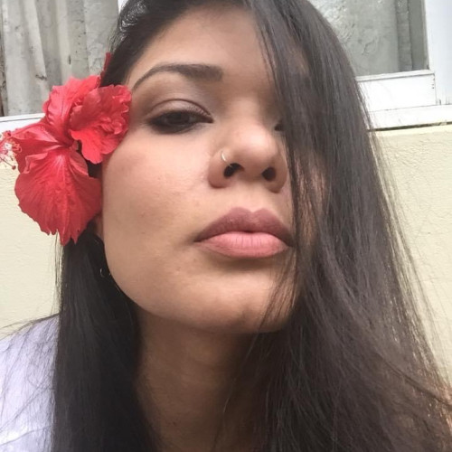 Yana F.