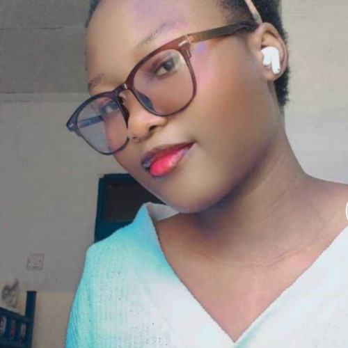 Esther M. profile photo