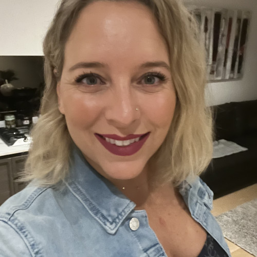 Julia D.