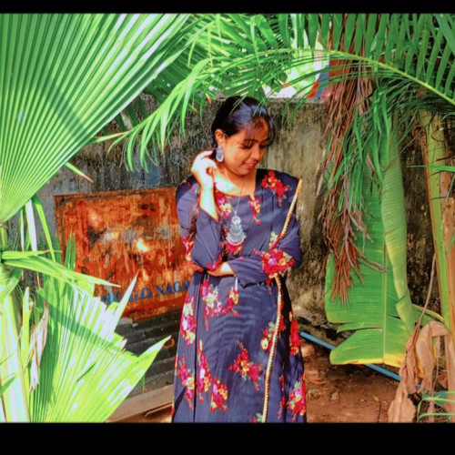 Esther r. profile photo