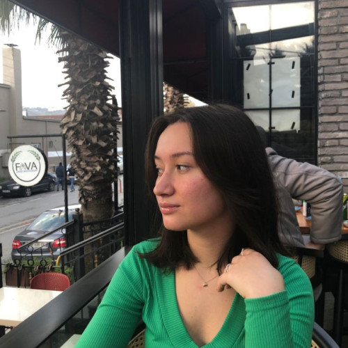 Busra D. profile photo