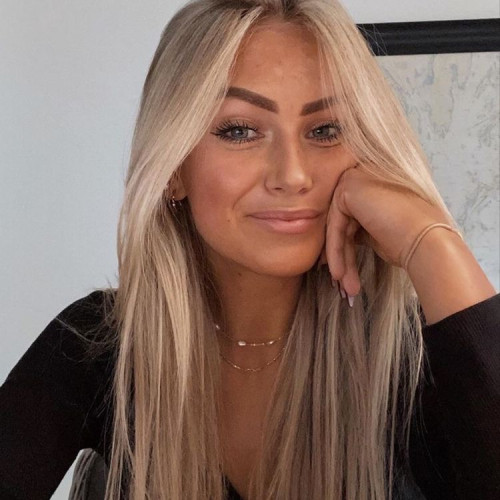 Eva D.