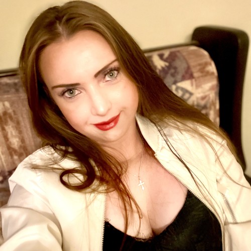 Roxanne  V.