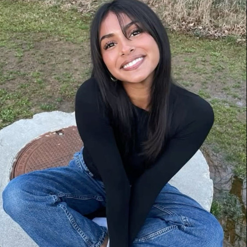 Zoya W. profile photo