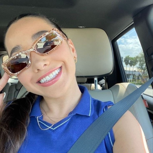 Tina  R. profile photo