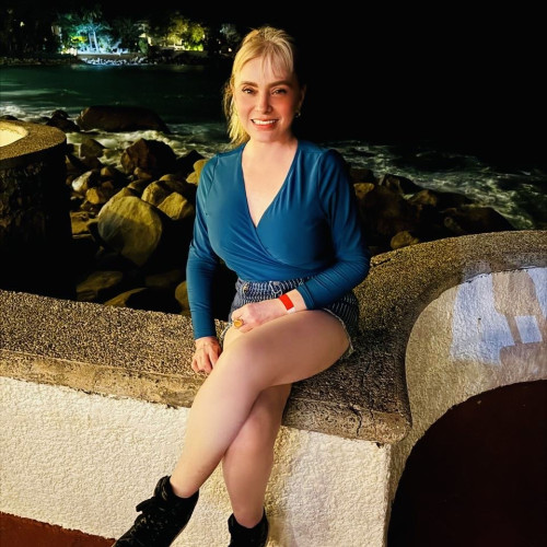Maribel C.