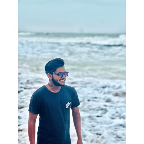 Zeeshan  G.