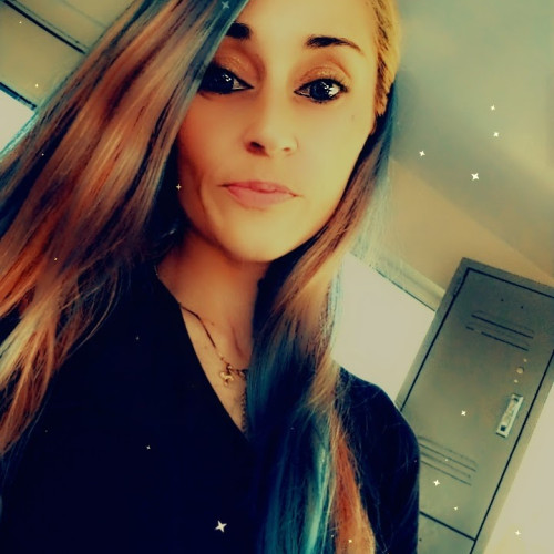 Amber b.