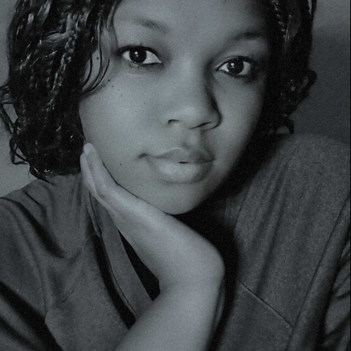 Noni M. profile photo