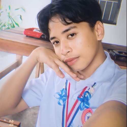Dustine  S.