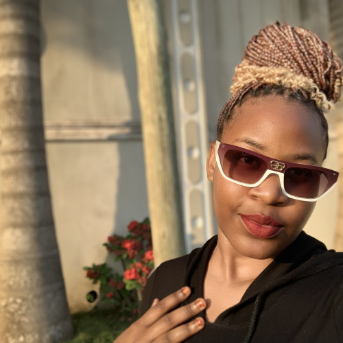 felista francis F. profile photo