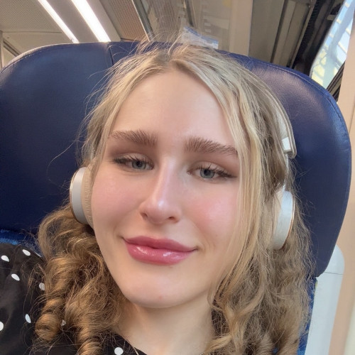 Olha K. profile photo