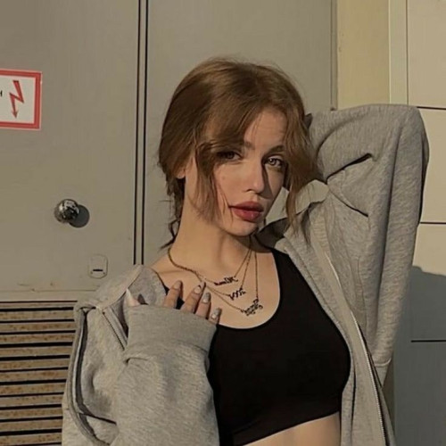 Lana R.