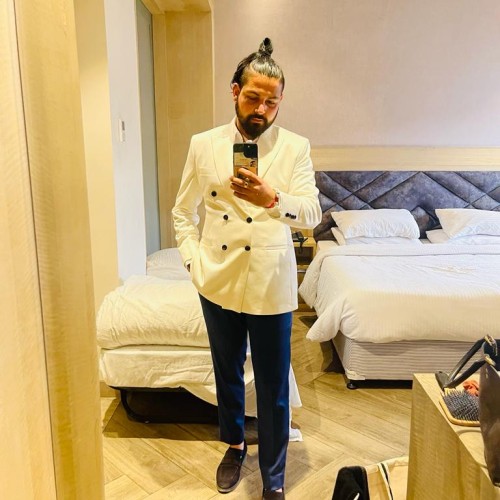 kartik v. profile photo