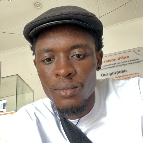 asanji e. profile photo